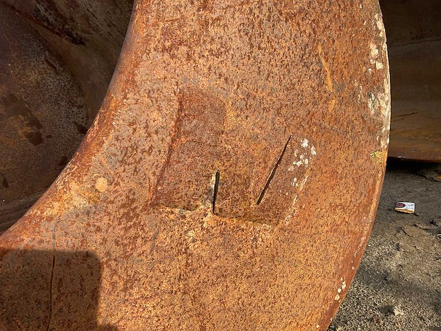 Verachtert rots puinbak cw40 - afbeelding 6 van  9