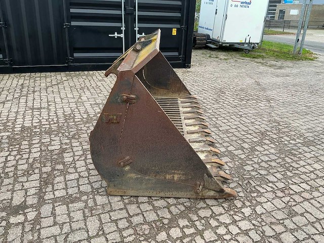 Verachtert / veraned bakkenset + lepelset voor shovel / wiellader - afbeelding 3 van  26