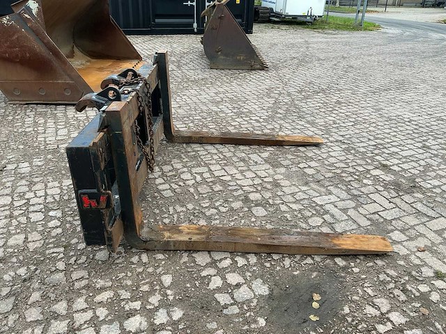Verachtert / veraned bakkenset + lepelset voor shovel / wiellader - afbeelding 14 van  26