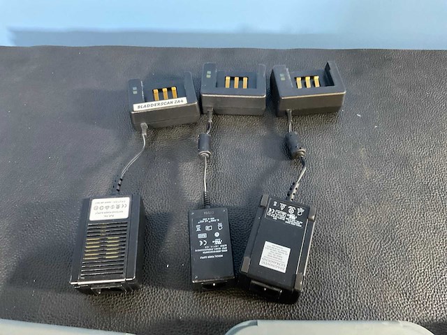 Verathon medical europe bvi 3000 bladderscanner + probes (3x) - afbeelding 9 van  10