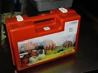 Verbandtrommel met inhoud. - afbeelding 2 van  2