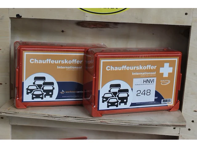 Verbandtrommel met wandbeugel 2 stuks - afbeelding 1 van  1