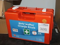 Verbandtrommel met wandbeugel. gekeurd tot 11-2025. - afbeelding 2 van  2