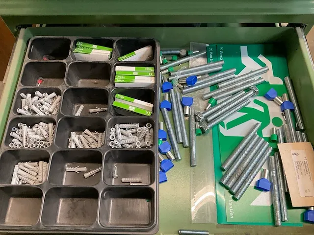 Verbruiksartikelen (c) - afbeelding 21 van  21