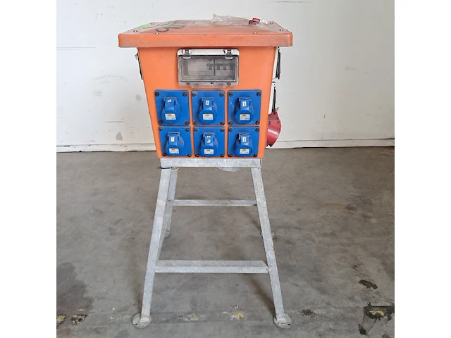Verdeelkast 125a cee jäger direkt, quatro 125a, bouwjaar 2006, (16-6/230v, 32-4/400v, 63-2/400v) - afbeelding 1 van  8