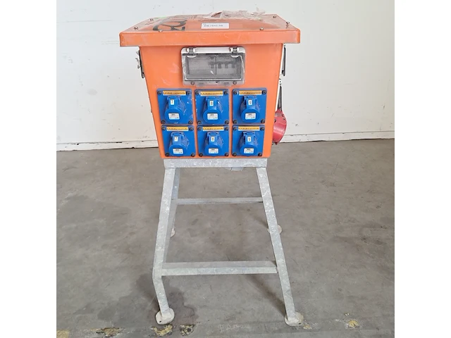 Verdeelkast 125a cee jäger direkt, quatro 125a, bouwjaar 2006, (16-6/230v, 32-4/400v, 63-2/400v) - afbeelding 4 van  8