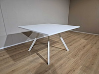 Vergader - kantoor - tafel - afbeelding 4 van  6