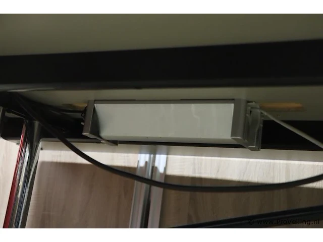 Vergader/bureautafel (inklapbaar) op wielen v.v. stekkerblok - 280x110x72cm - afbeelding 5 van  10