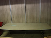Vergader/bureautafel (inklapbaar) op wielen v.v. stekkerblok - 280x110x72cm - afbeelding 1 van  10