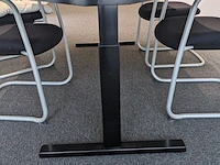 Vergaderopstelling met 4 stoelen - afbeelding 4 van  7