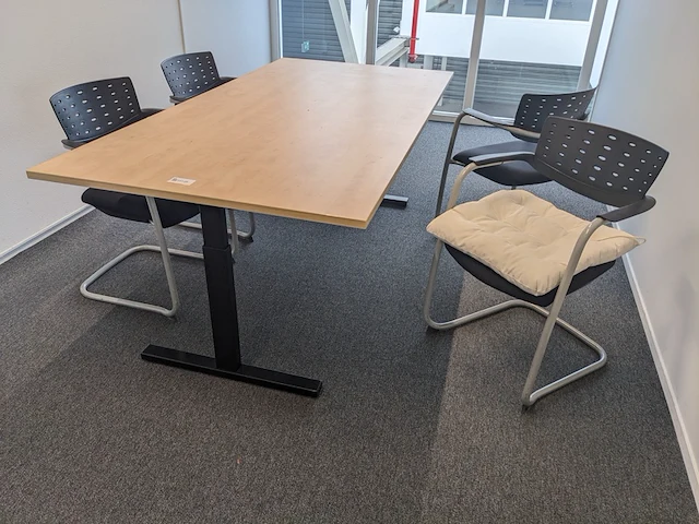 Vergaderopstelling met 4 stoelen - afbeelding 7 van  7