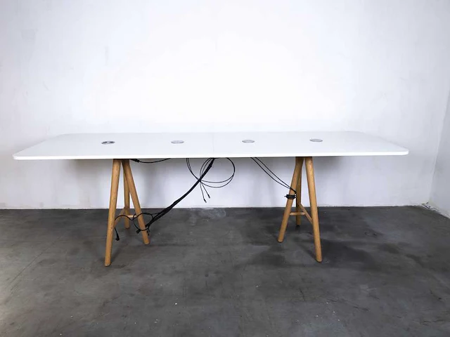 Vergadertafel 105cm hoog - afbeelding 1 van  6
