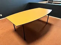 Vergadertafel, bureau en bureaustoel - afbeelding 2 van  5