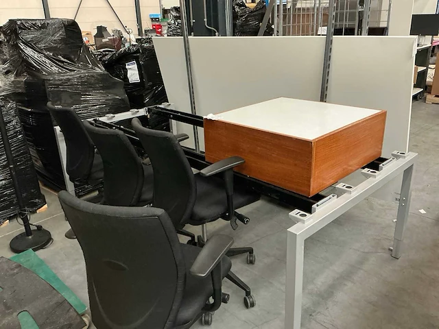 Vergadertafel met 4 stoelen - afbeelding 7 van  7