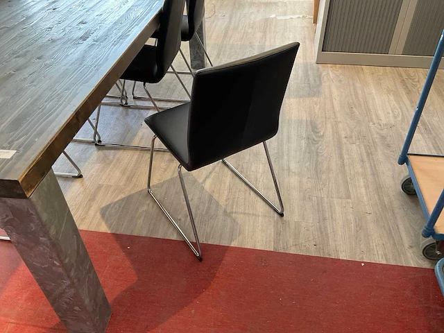 Vergadertafel met 6 stoelen - afbeelding 4 van  5