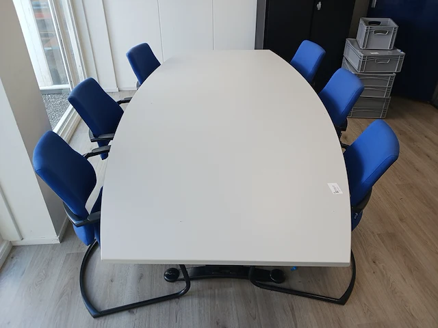Vergadertafel met 6x stoel | locatie roden - afbeelding 3 van  8