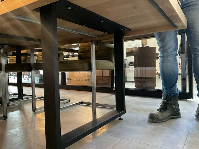 Vergadertafel met 8 stoelen - afbeelding 9 van  12