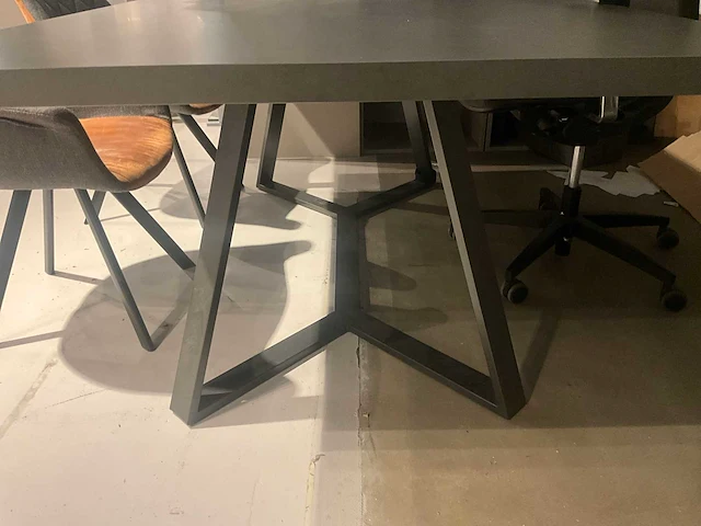 Vergadertafel met stoelen - afbeelding 2 van  6
