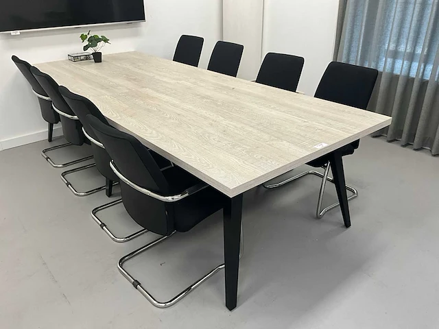 Vergadertafel met stoelen - afbeelding 2 van  8