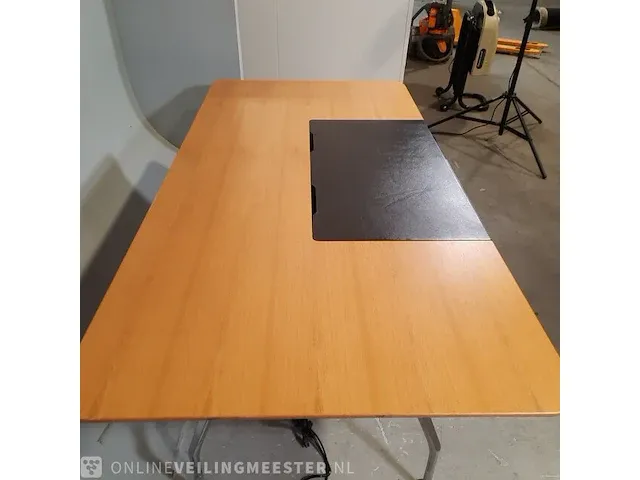 Vergadertafel vitra - afbeelding 11 van  14