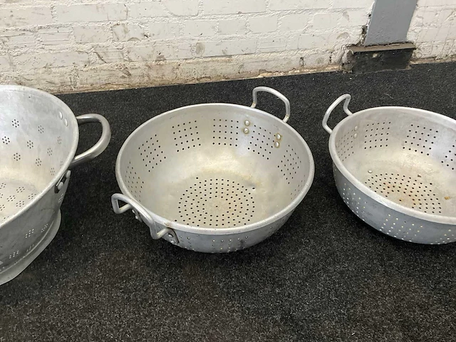 Vergieten (3x) - afbeelding 5 van  6