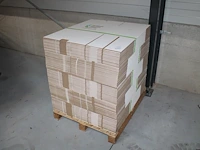 Verhuisdozen op pallet. 95 stuks. - afbeelding 1 van  2