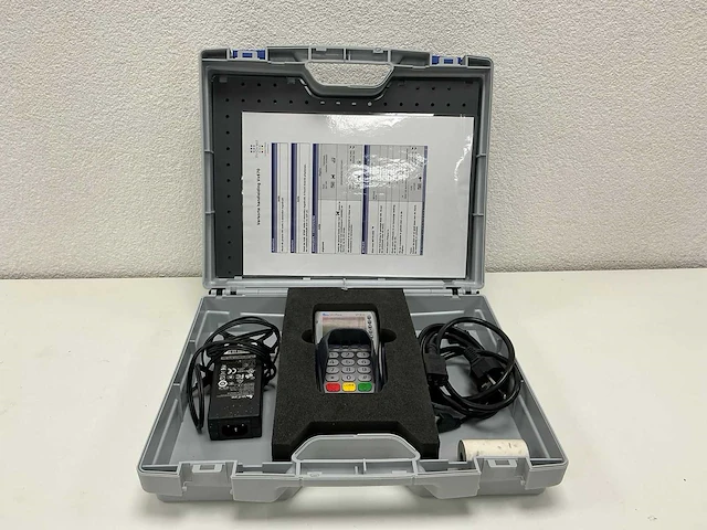Verifone 670 medische pin apparaat - afbeelding 1 van  1