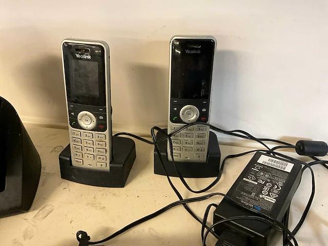 Verifone vx 680 pinautomaten en telefoons - afbeelding 4 van  6