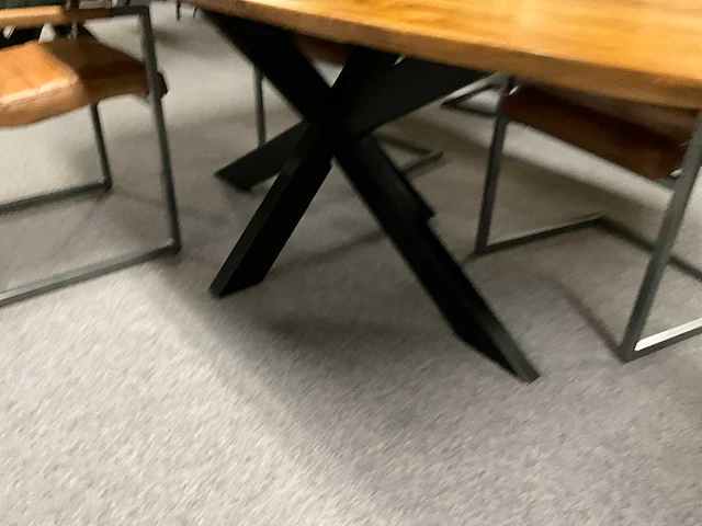 Verjongd deens ovaal eetkamertafel - afbeelding 6 van  8