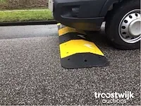 Verkeersdrempel verkeersheuvel - afbeelding 7 van  13
