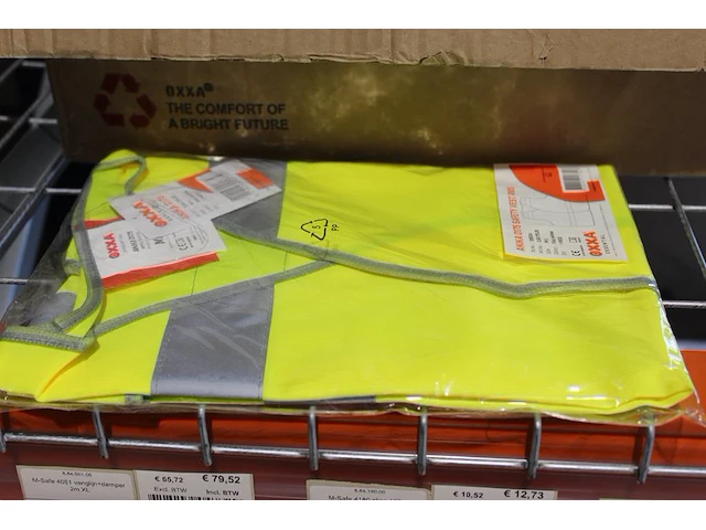 Verkeershesjes oxxa m/l in doos. ca. 15 stuks. - afbeelding 3 van  3