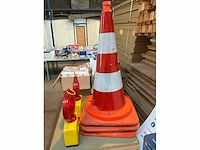 Verkeerskegel en waarschuwingslamp (5x) - afbeelding 3 van  3