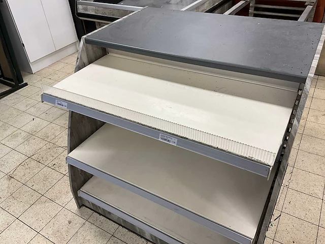 Verkoopmeubel - afbeelding 3 van  5