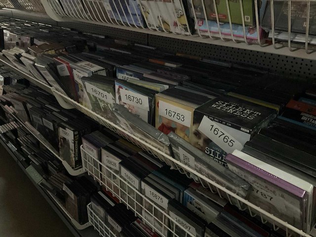 Verkoopvoorraad dvd's en blue rays - afbeelding 7 van  15