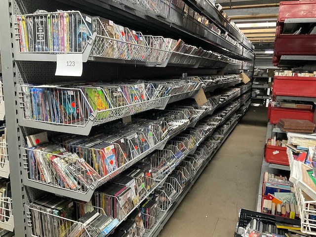 Verkoopvoorraad dvd's en blue rays - afbeelding 1 van  15