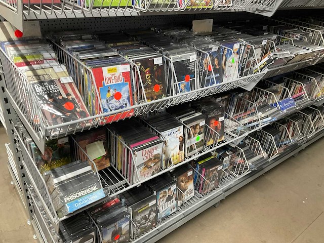 Verkoopvoorraad dvd's en blue rays - afbeelding 8 van  15