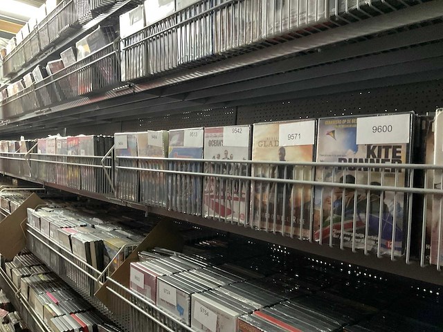 Verkoopvoorraad dvd's en blue rays - afbeelding 15 van  15