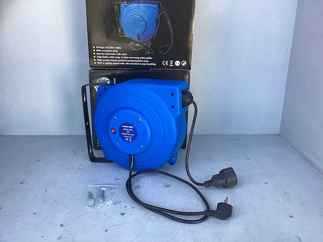 Verlenghaspel automatisch 15mtr. 1,5mm2 - afbeelding 1 van  3