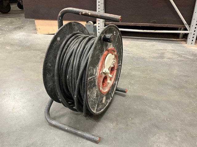 Verlengkabelhaspel - afbeelding 3 van  6