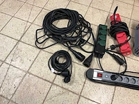 Verlengkabels en stekkerdozen (13x) - afbeelding 3 van  6