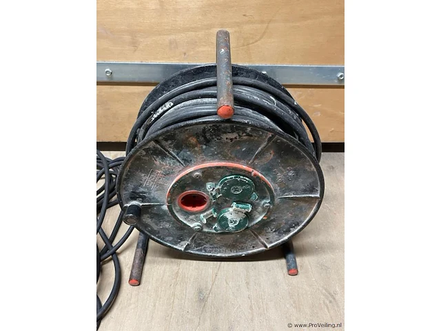 Verlengsnoer en haspel - afbeelding 2 van  3