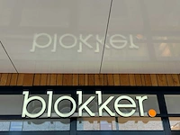 Verlichte gevelbelettering "blokker" - afbeelding 2 van  3