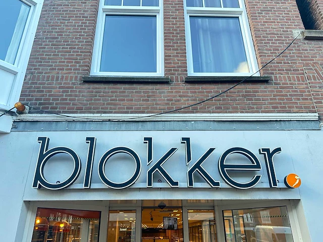 Verlichte gevelbelettering "blokker" - afbeelding 2 van  5