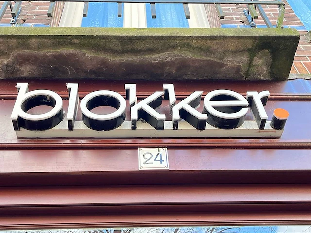 Verlichte gevelbelettering "blokker" - afbeelding 1 van  3