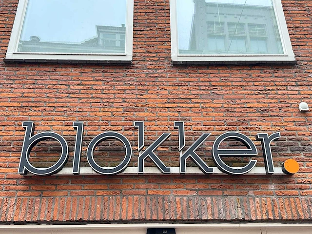 Verlichte gevelbelettering "blokker" - afbeelding 2 van  4