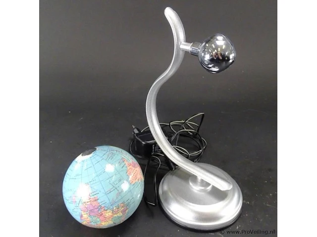 Verlichte magnetische globe - afbeelding 4 van  5