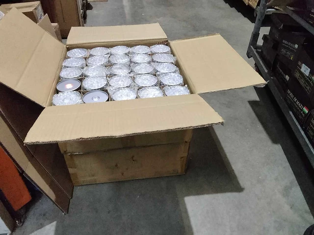 Verlichte standaards voor bv. kristal. (250x) - afbeelding 3 van  4