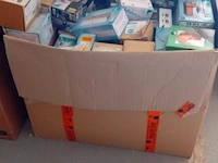 Verlichting doos vol - afbeelding 2 van  2