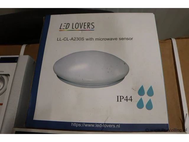 Verlichting o.a. inbouwspots, plafonniere & wandverlichting - afbeelding 4 van  9