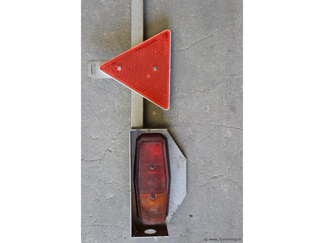 Verlichtingsbalken, as-steunen 2 ton & autokrik - afbeelding 7 van  8